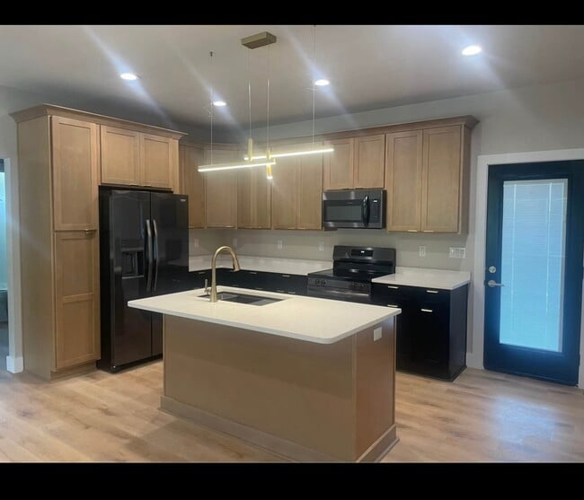 Photo - 1113 Dahl Rd