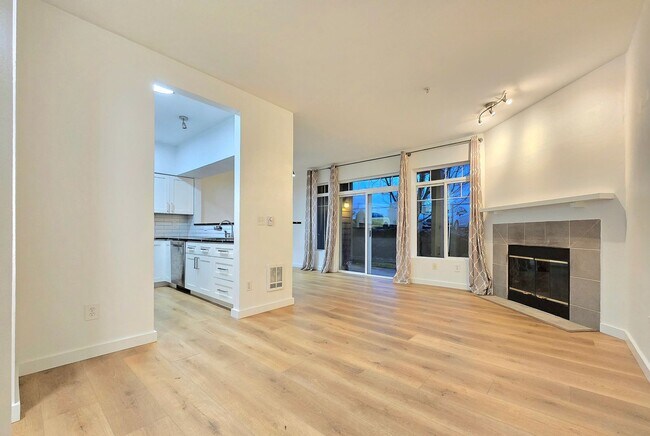 Photo - 1 Bedroom 1 Bathroom Condo in Bothell - Pet Friendly!