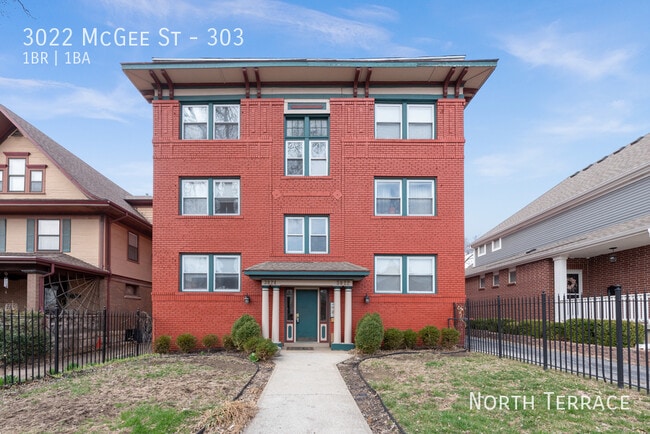 Building Photo - 3022 McGee St Unit 303