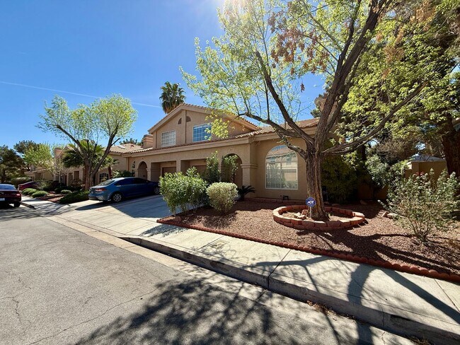 Photo - HENDERSON HOME WITH UPGRADED KITCHEN AND 2 PRIMARY BEDROOMS