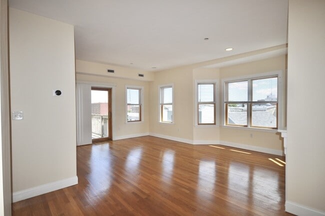 Photo - 34 Allston St Unit 3