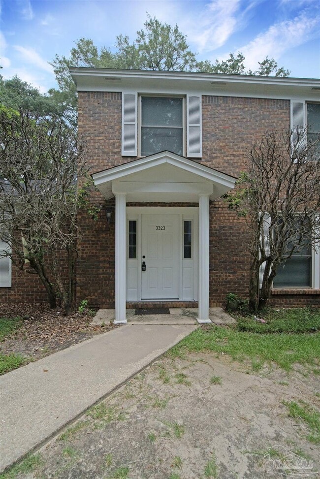 Building Photo - 3323 Kingswood Ct