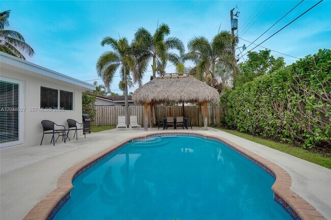 Photo - 1660 NE 26th Ave