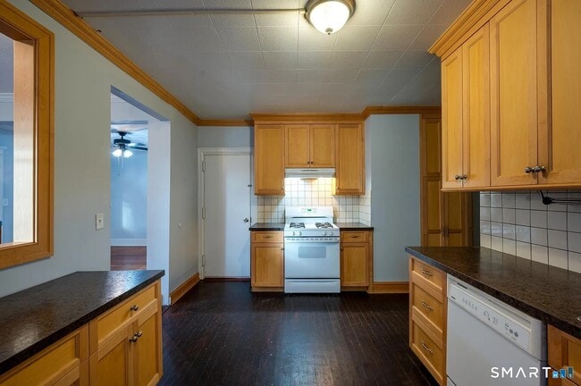 Photo - 166 Beaver St Unidad 1