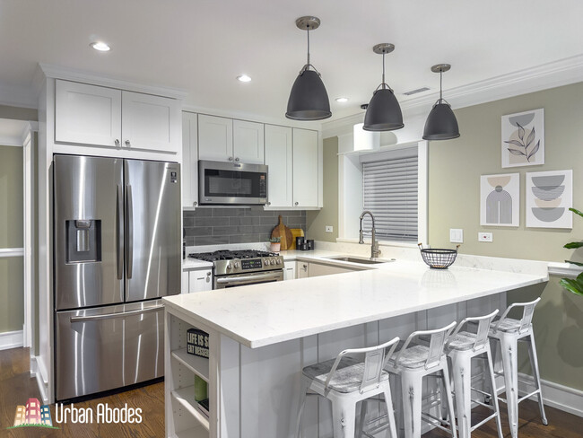 Photo - 3453 N Hoyne Ave Unidad J02W