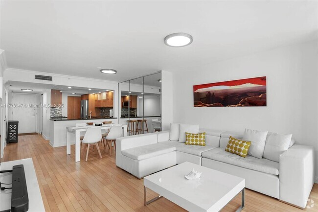 Building Photo - 1717 N Bayshore Dr Unit A-3137 Rental