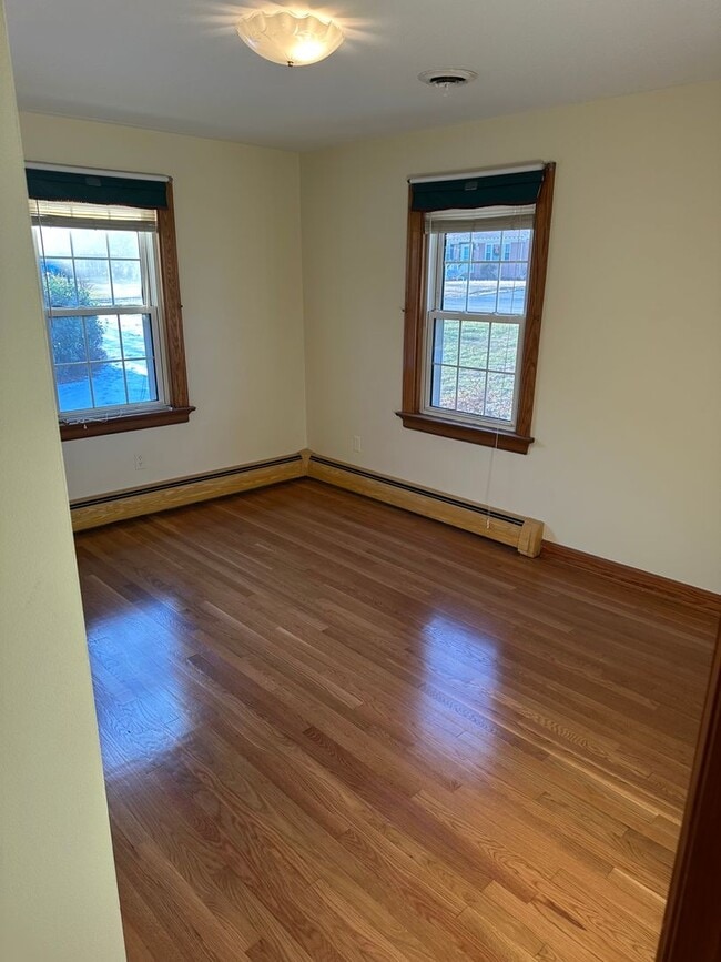 Photo - Well maintained 3 Bedroom/2 bath brick rancher in Mechanicsville with large backyard and two car ...