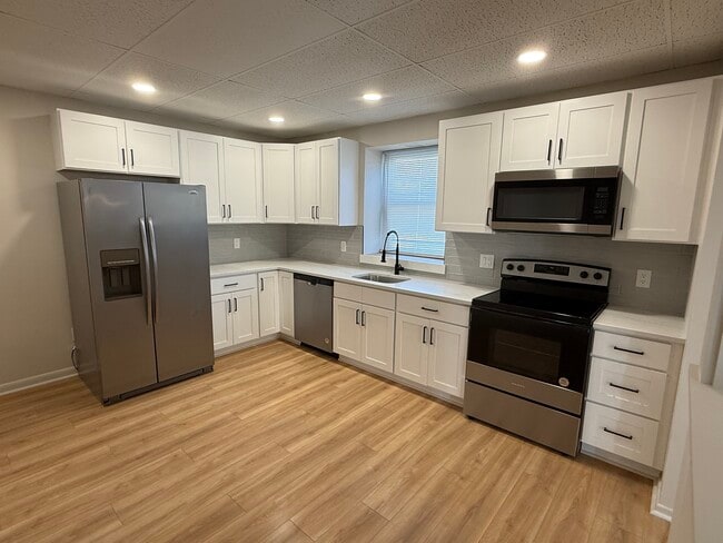 Building Photo - 1601 Washington Ave Unit 1
