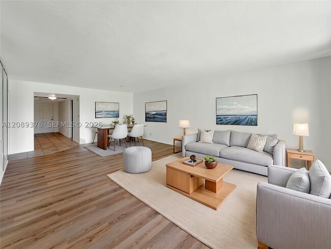 Photo - 3641 Oaks Clubhouse Dr Unit 201