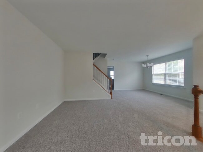 Photo - 10721 Esprit Pl