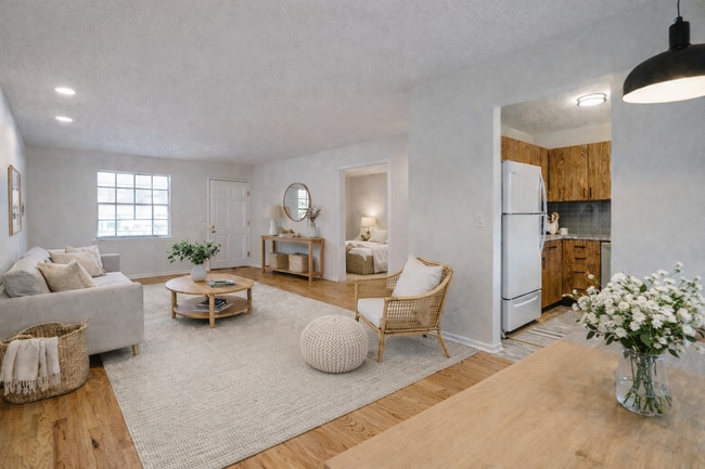 Photo - Sunset Rock Apartments