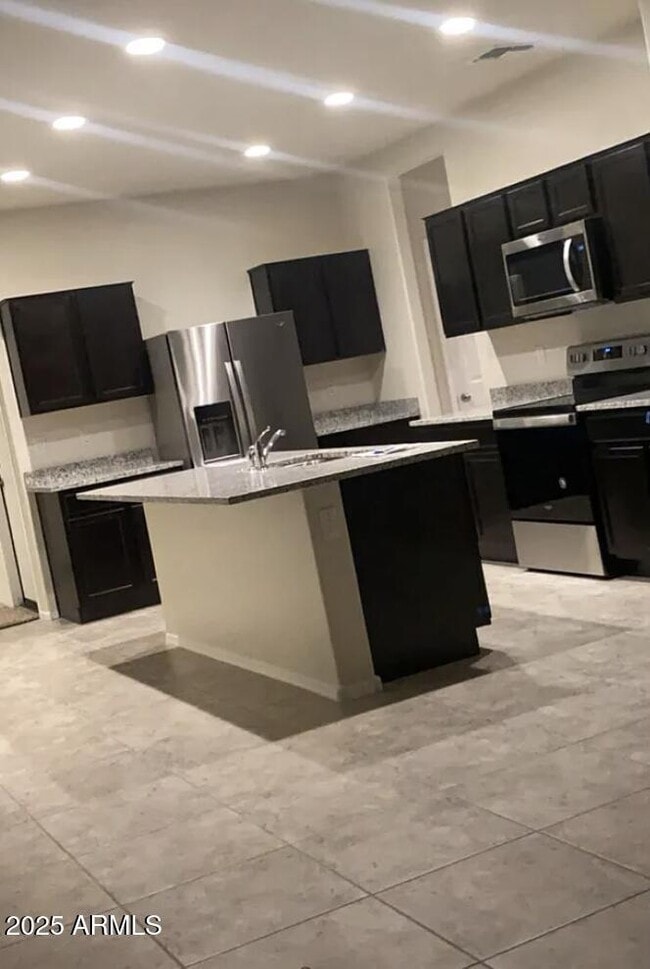 Photo - 1182 E Tyler Ln
