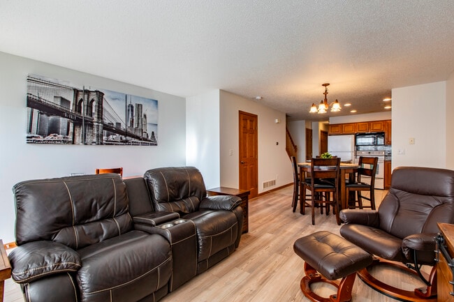 Photo - 3058 River Falls Rd NW