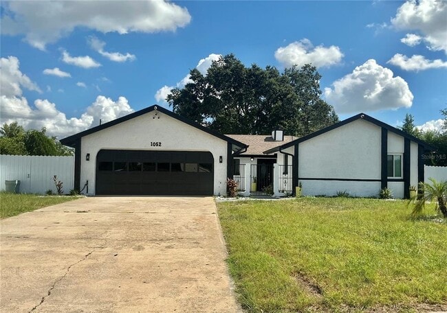 Building Photo - 1052 Manchester Cir Rental