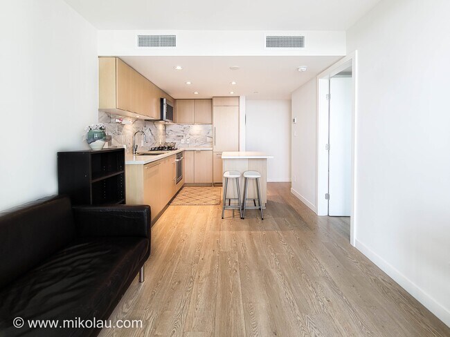 Photo - 8189 Cambie St.