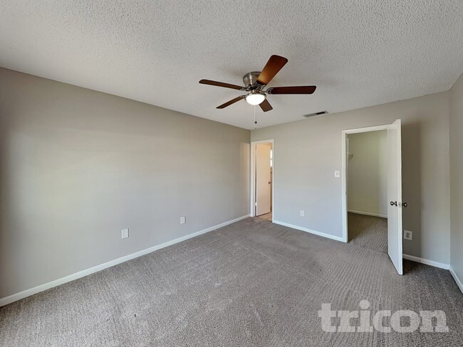 Photo - 1757 Lakeview Village Dr