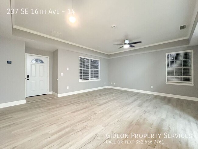 Photo - 237 SE 16th Ave