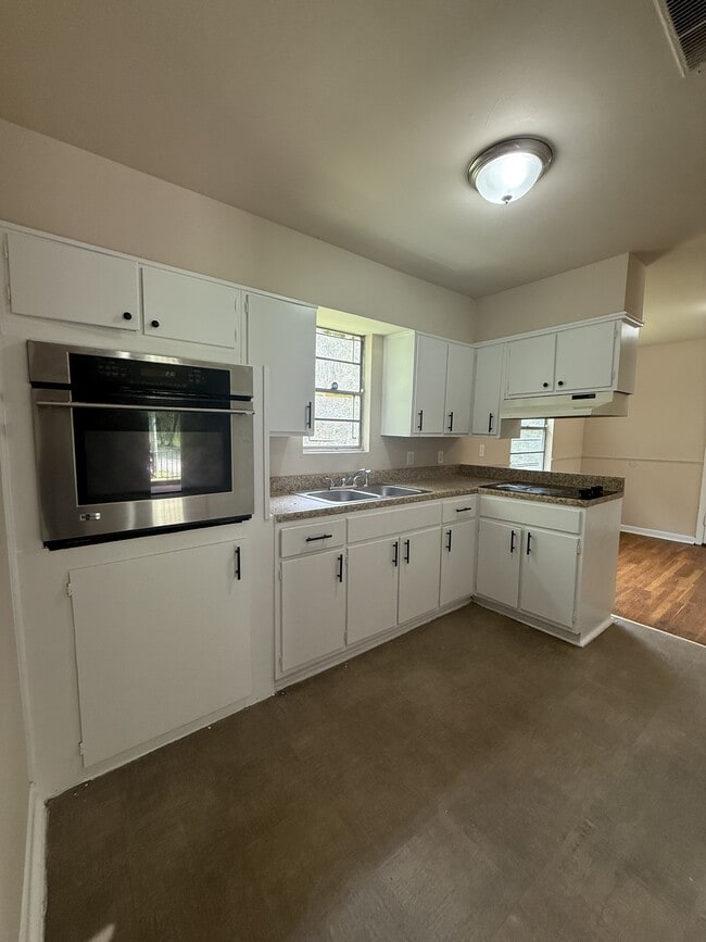 Photo - 1153 2nd St N