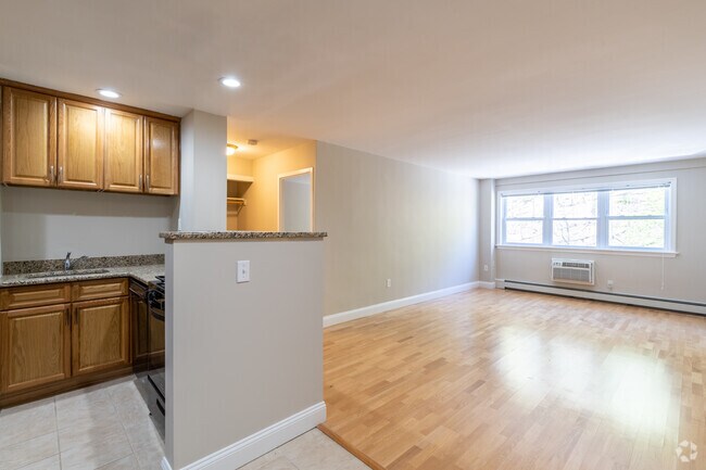 1BR, 1BA - 800SF - Heritage House