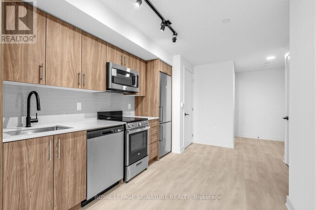 Photo - 758 Dovercourt Rd Unit 307