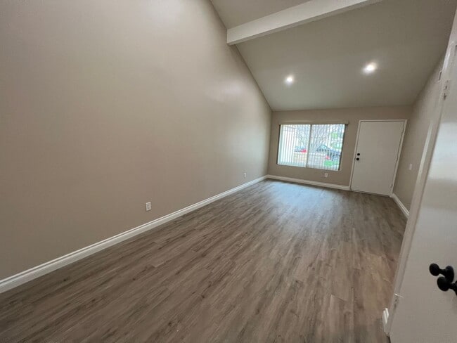 Photo - Very Updated Newport Home in Leisure Village