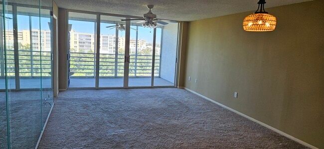 Photo - 4550 Pinebrook Cir Unit 605
