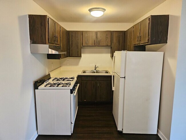 Photo - 1100 Light Road Unidad 204