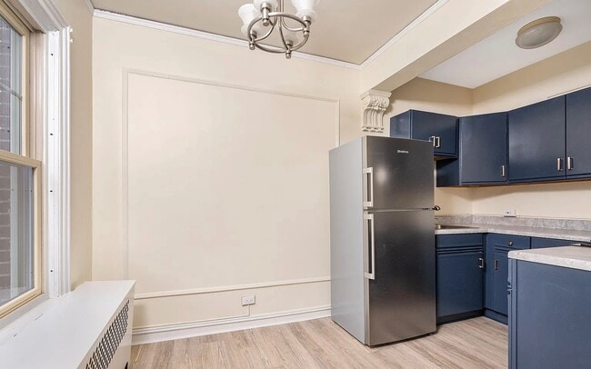 Photo - 399 State St