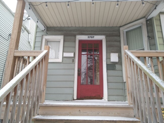 Photo - Nice Newly Remodeled 2Br, 1Bth, 2nd Floor -parking included Unit 2Nd Floor