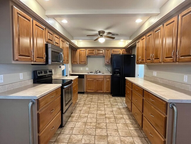 Photo - Charming 3 Bed 1.5 Bath!