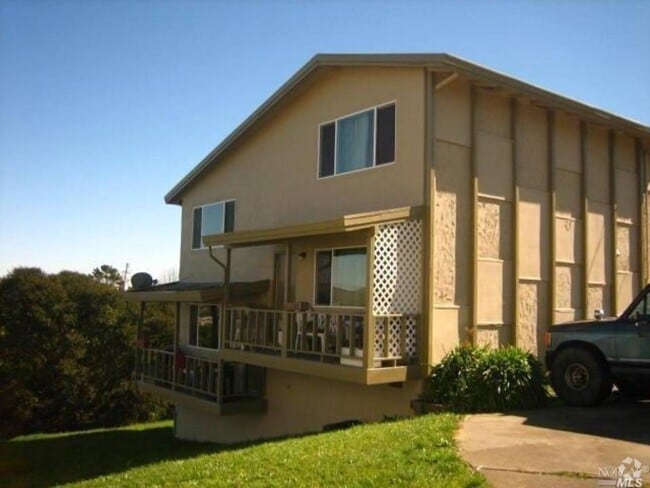 Building Photo - 142 Harrier Ave Rental