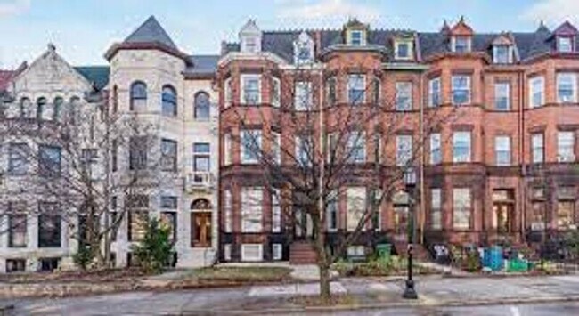 Building Photo - 2232 Eutaw Pl Unit 3