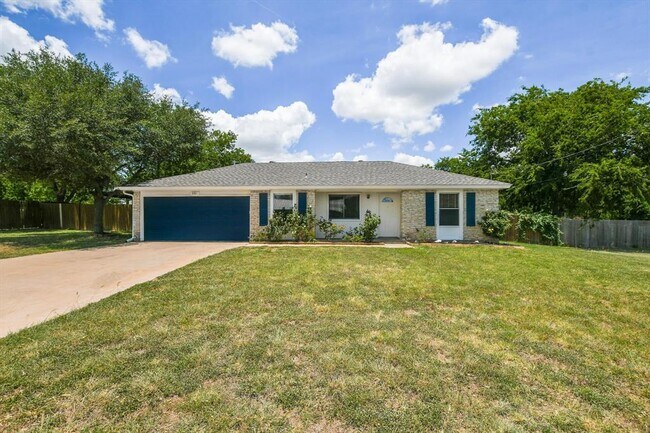 Photo - 301 Fawnfield Dr Casa