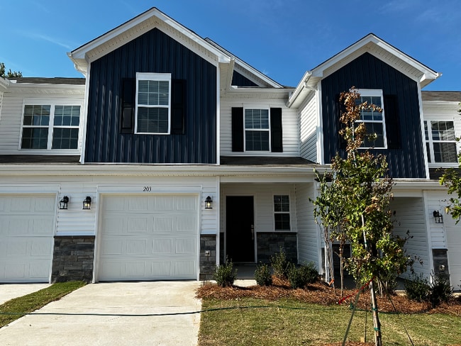 Photo - 203 Eagle Watch Wy Townhome