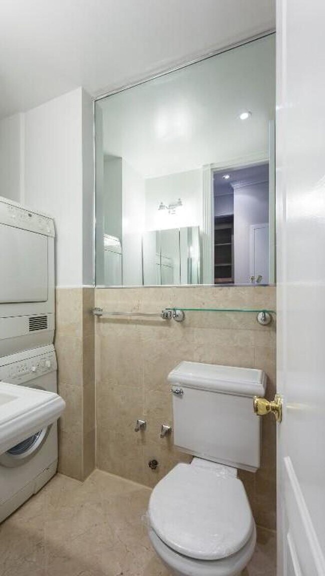 Photo - Avenue B Unit 5