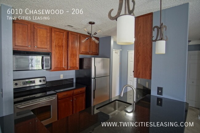 Photo - 6010 Chasewood Pkwy Unit 206