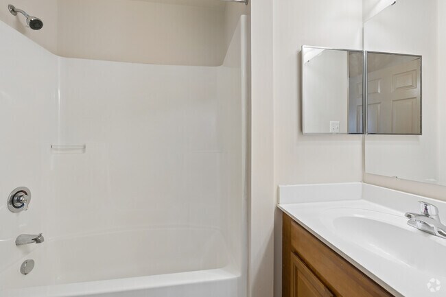 Keryn 3BR, 2.5BA - 1,480SF - Second Bathroom