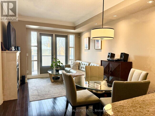 Photo - 1717 Avenue Rd Unit 317