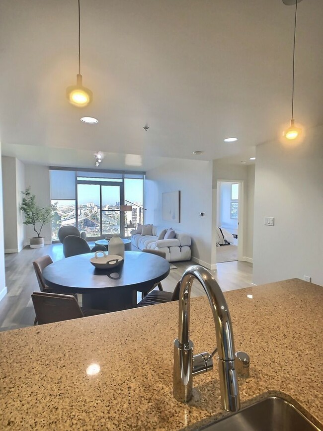 Photo - Gorgeous 1 Bedroom Condo at Axis with Den Unit 1013