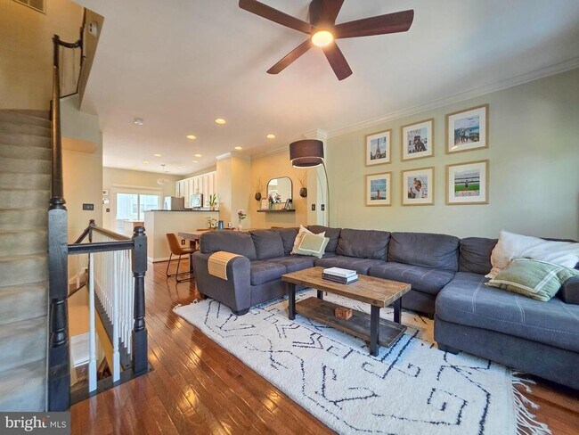 Photo - 5303 Arapaho Ln