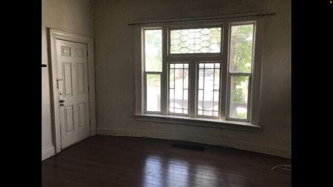 Photo - 553 E 700 S Unidad Apt 2