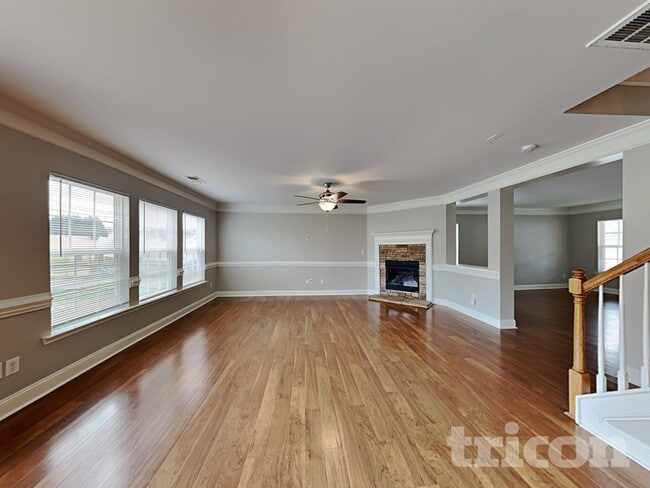 Photo - 4355 Stone Mountain Dr