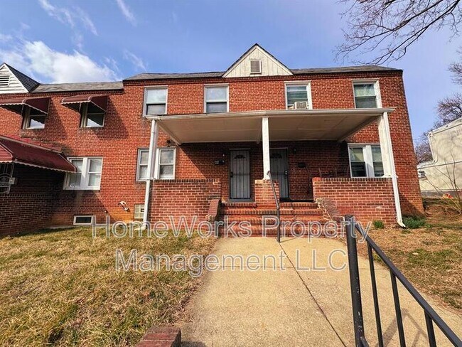 Photo - 44 S Kossuth St House