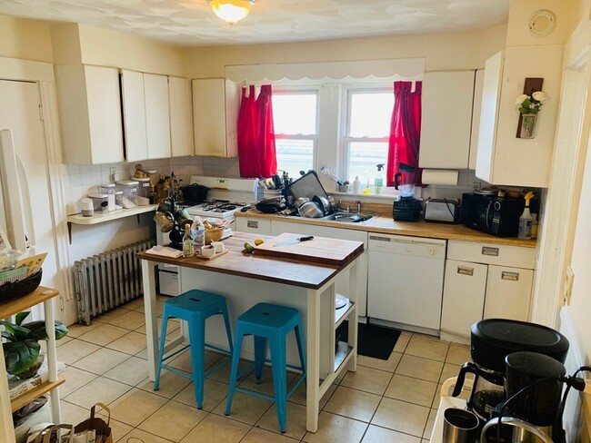 Photo - 34 Morton St Unit 2