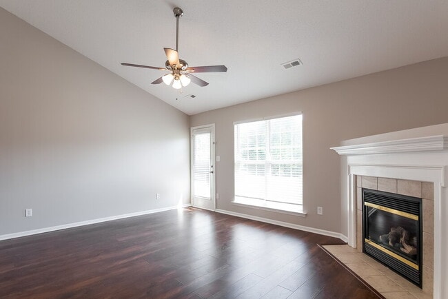 Photo - 8248 Fox Swamp Rd