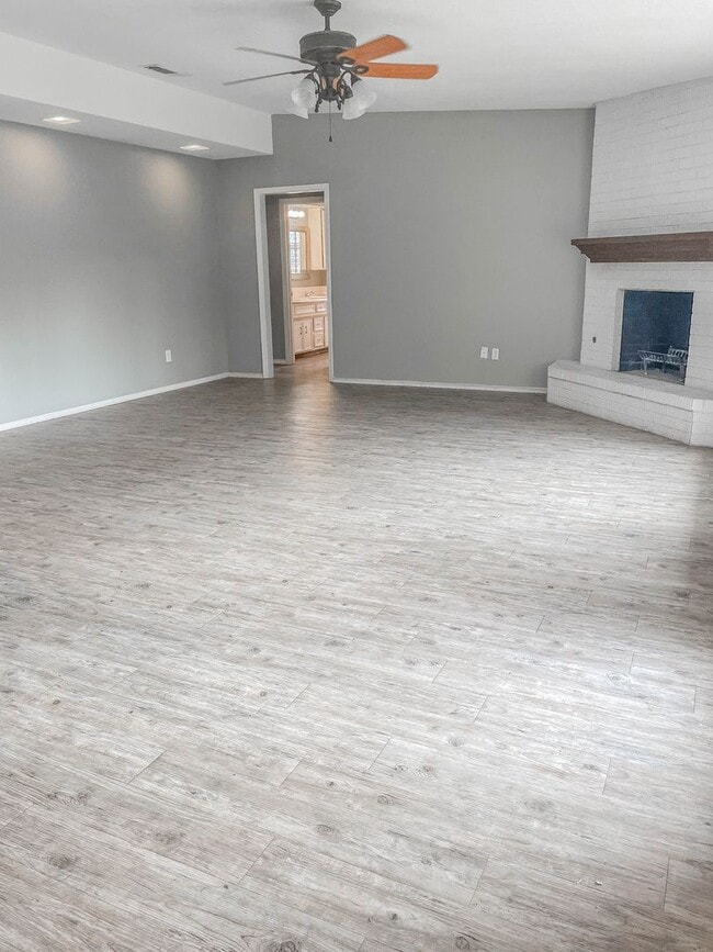 Photo - 2609 74th Pl