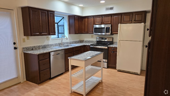 Building Photo - 604 Ledgeview Park Dr Rental