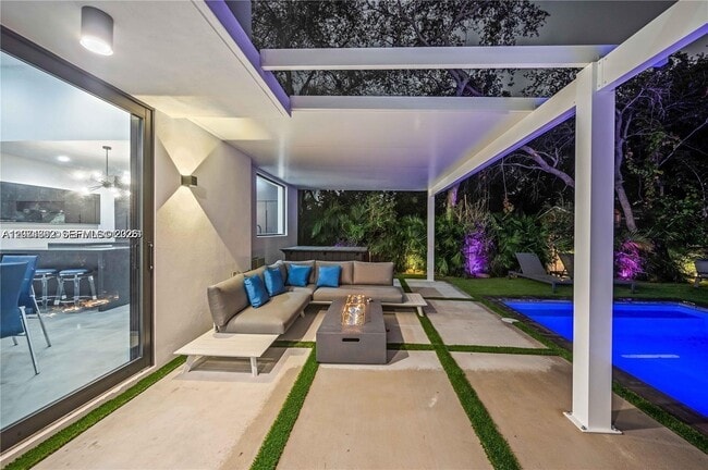Photo - 155 NW 51st St