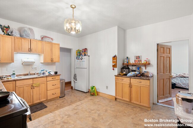 Photo - 78 Hillside St Unit 1