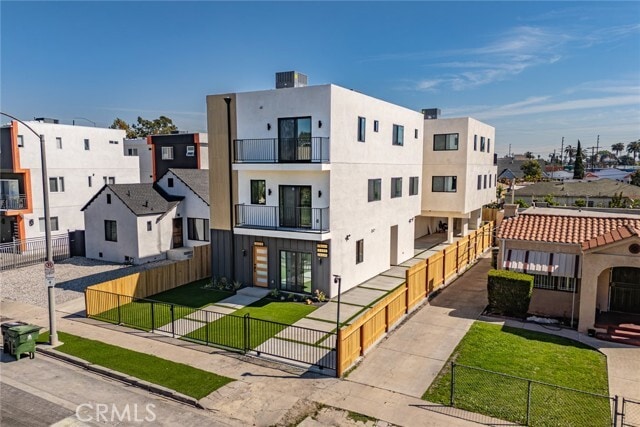 Building Photo - 2426 S West View St